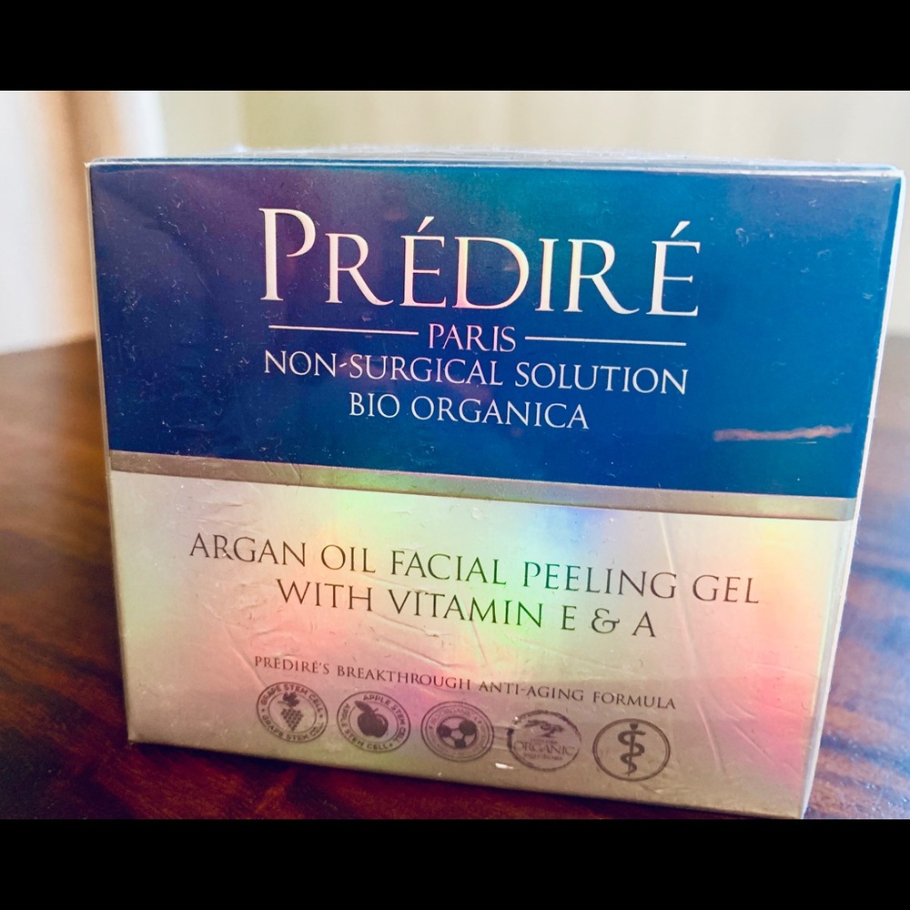 Predire Gel Peeling Face Mask